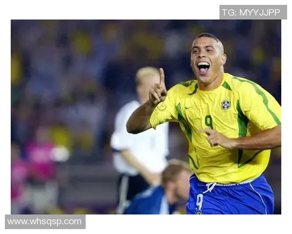 巴西足球传奇明星的辉煌历程与成就揭秘